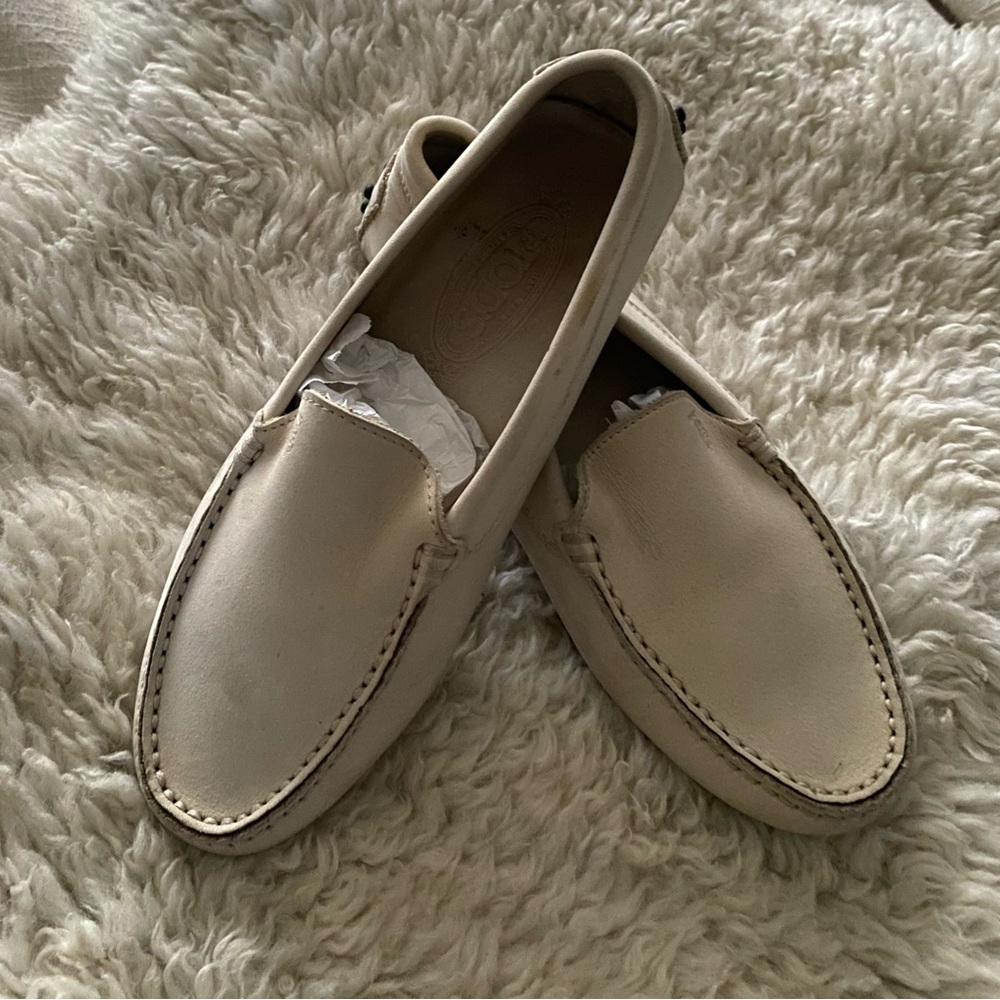 Tod’s nubuck leather driving mocs